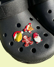 Load image into Gallery viewer, Christmas Frog Shoe Charm
